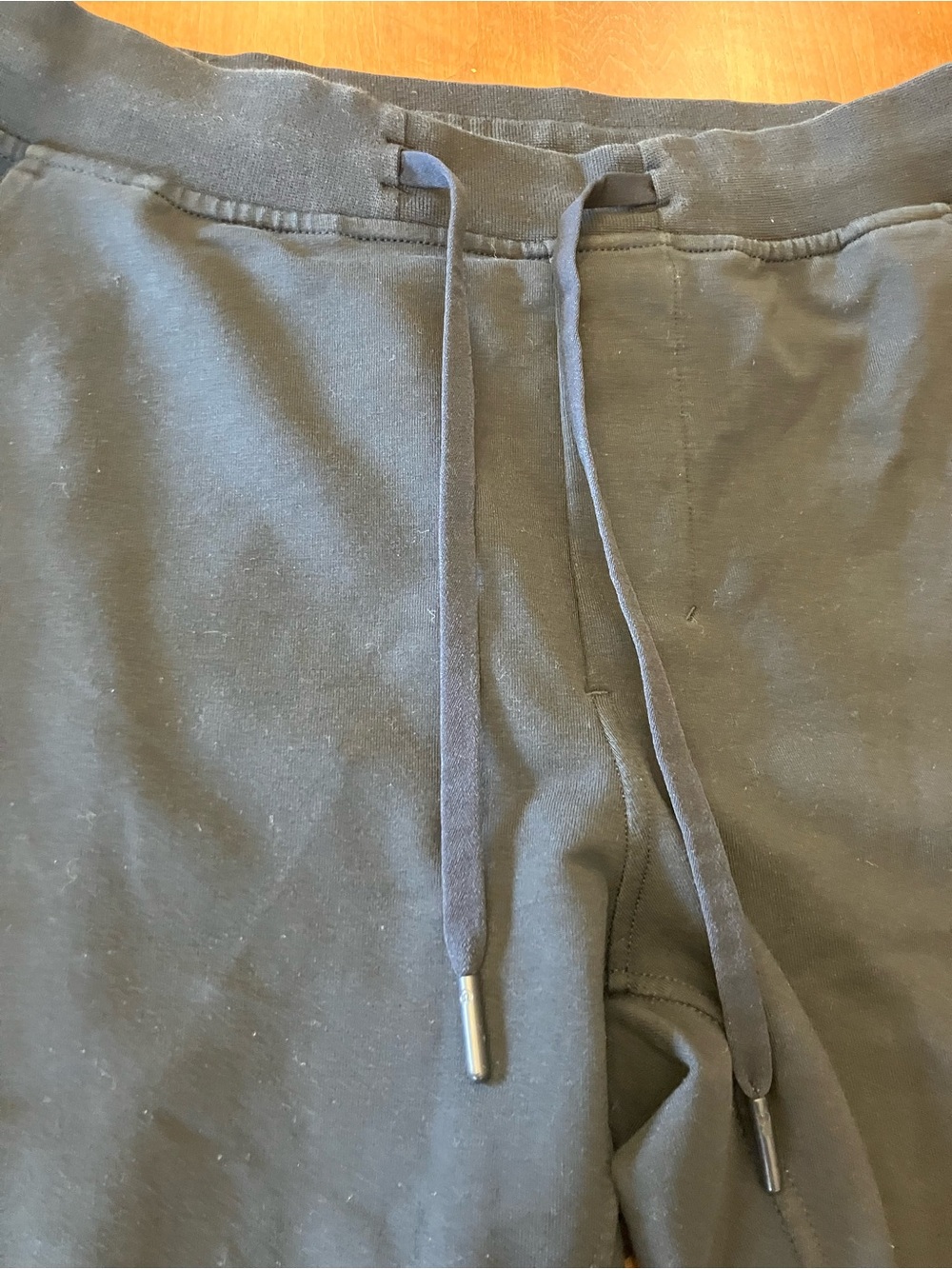 Lululemon men’s joggers size medium black - Picture 2 of 8